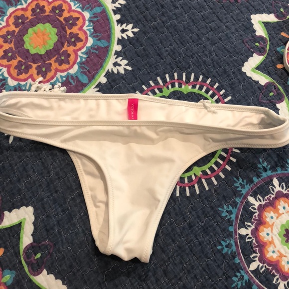 VS BIKINI 👙 🌸💕 - Picture 8 of 12